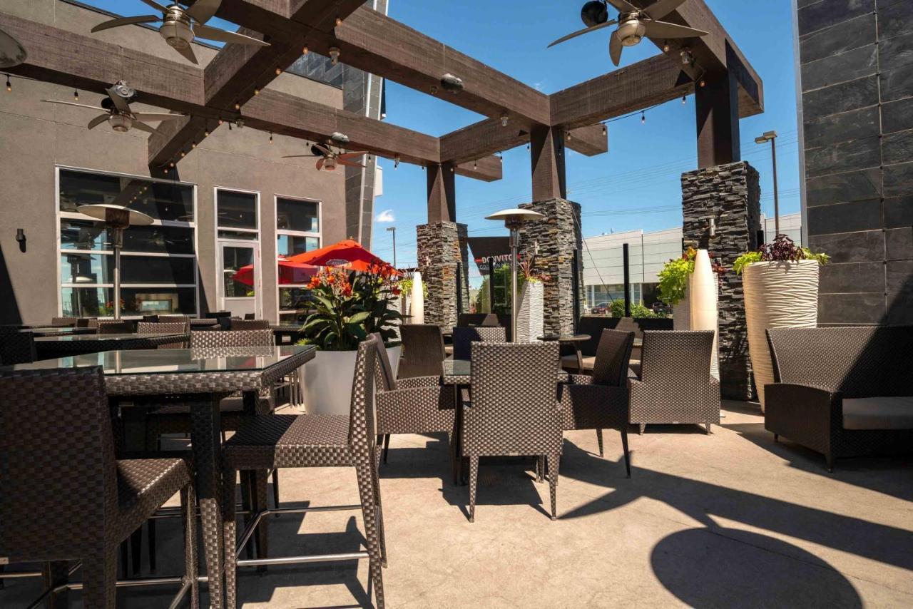 Sandman Hotel & Suites Winnipeg Airport Exterior foto
