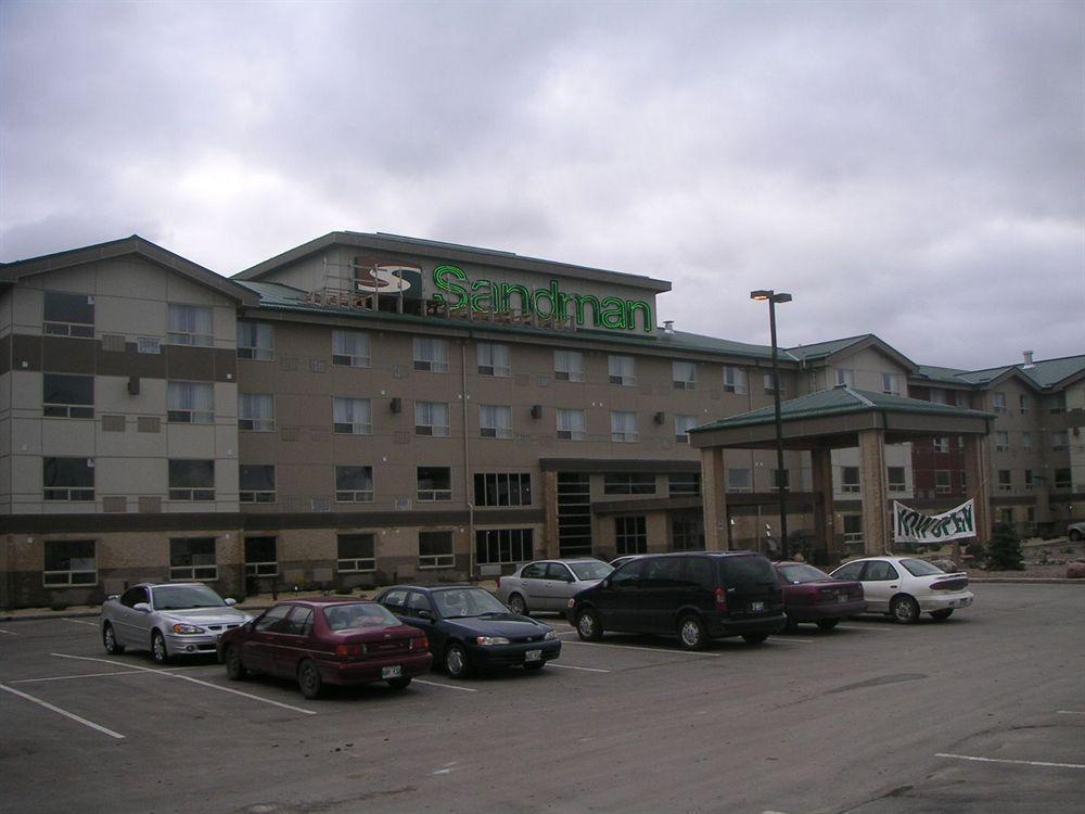 Sandman Hotel & Suites Winnipeg Airport Exterior foto