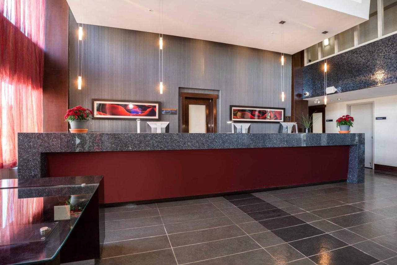 Sandman Hotel & Suites Winnipeg Airport Exterior foto
