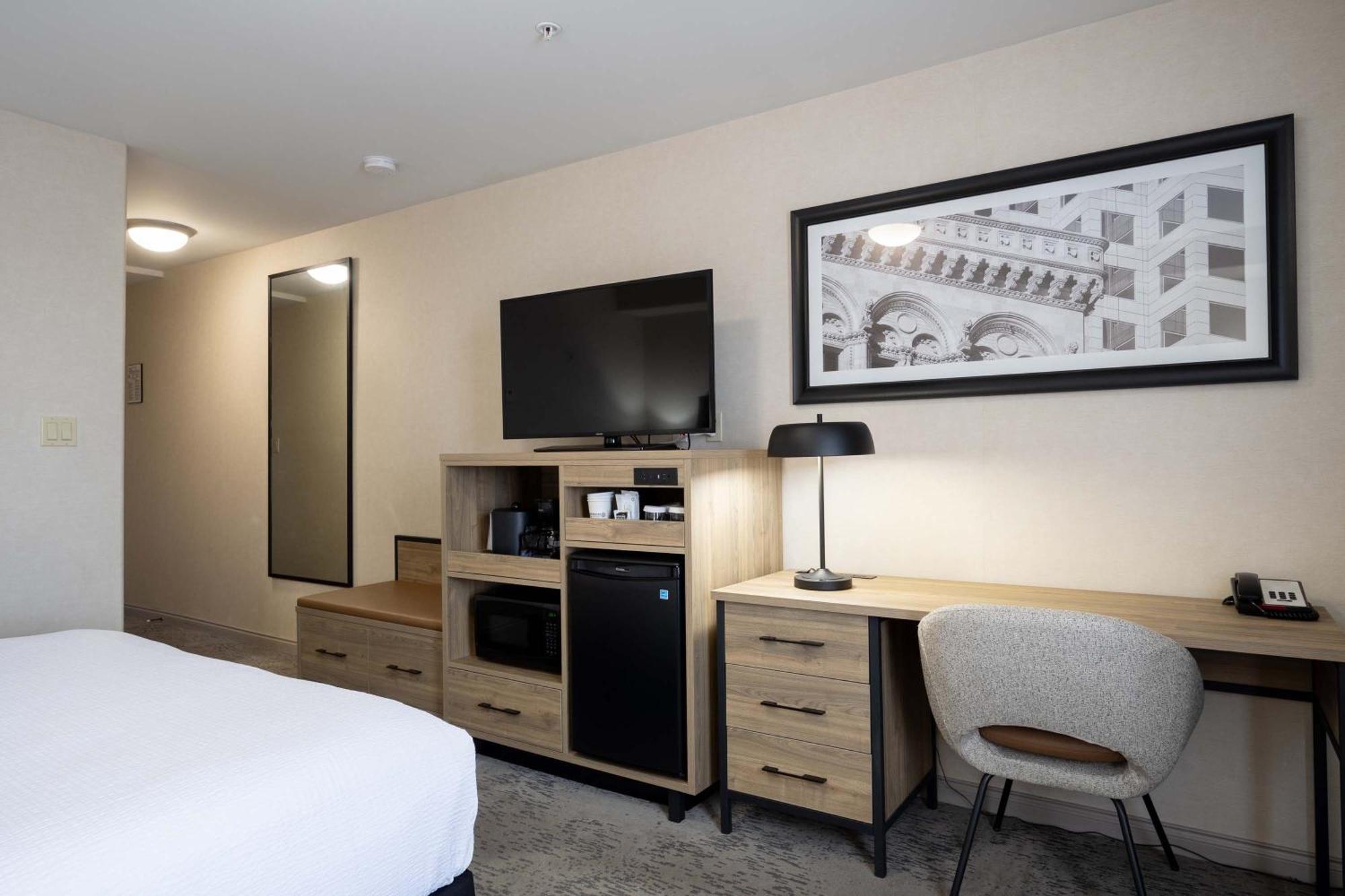 Sandman Hotel & Suites Winnipeg Airport Exterior foto